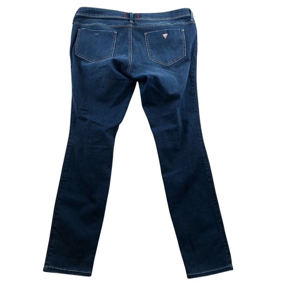 Guess Womens Jeans Sze 34 Low Rise Jeggings Skinny Leg Blue Denim Classic Casual - Picture 2 of 16